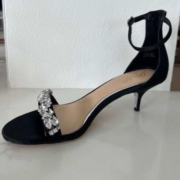 Dash Ankle Strap Kitten Heel by Jewel Badgley Mischka - 9.5 - Picture 6 of 8